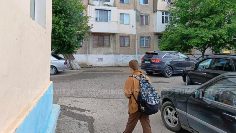 Sumqayıtda ÖLÜM SAÇAN məktəb yolu - VİDEO