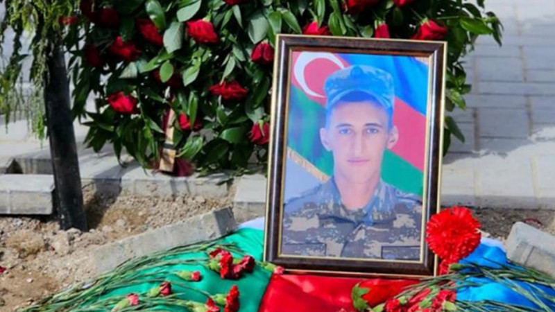 “YETİM” xitabına görə əsgər yoldaşını GÜLLƏLƏDİ