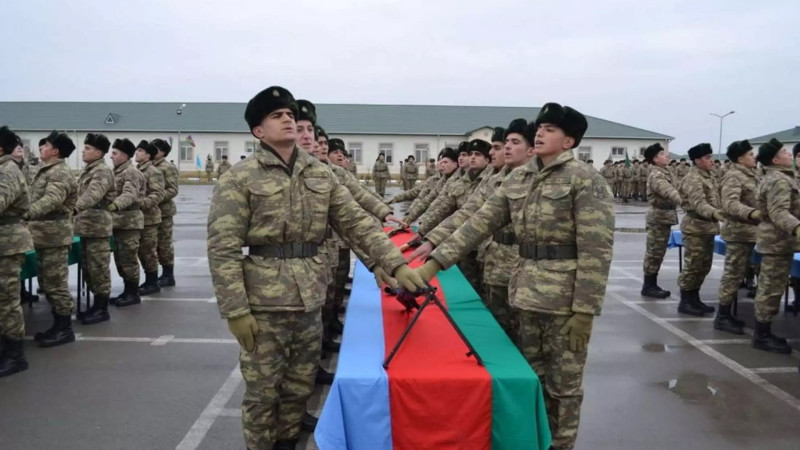 Doktorantura təhsili hərbi xidmətdən azad edirmi?