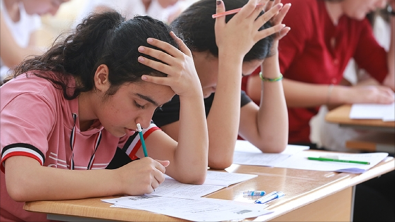 Qəbul imtahanında suallar çətin olub? – AÇIQLAMA