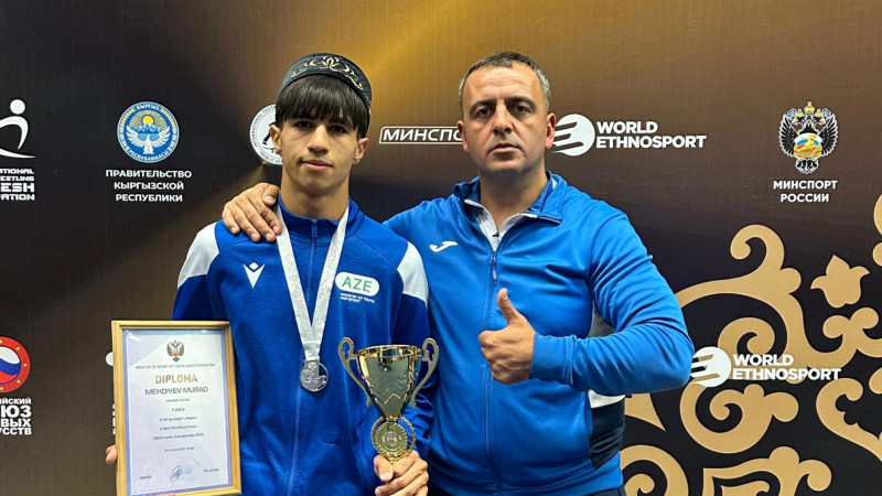 Sumqayıtlı pəhləvan DÜNYA İKİNCİSİDİR