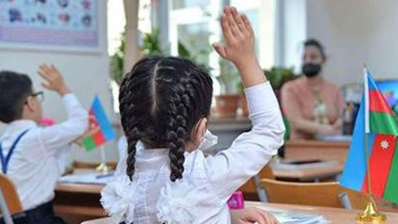 I sinfə qəbul prosesi davam edir