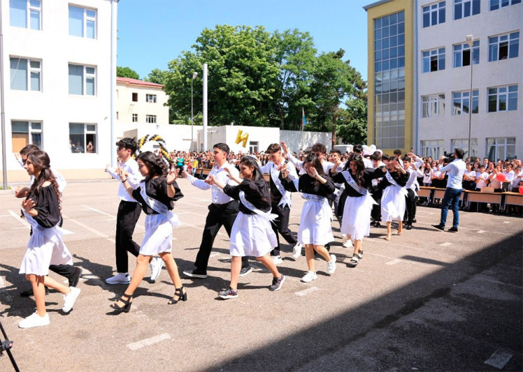 5 və 6 günlük məktəblərdə Son zəng nə zaman keçiriləcək? - AÇIQLAMA
