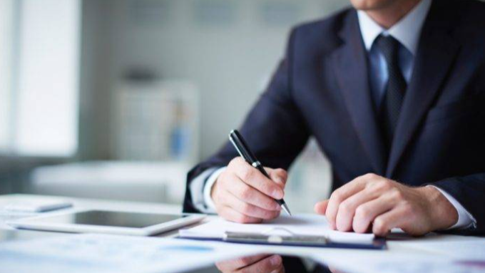 Dövlət qulluqçularının peşə bayramıdır