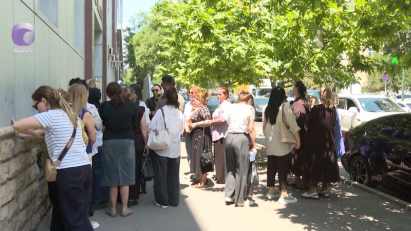 Sumqayıtda 30 illik məktəb bağlanır – Müəllimlər ədalət istəyir