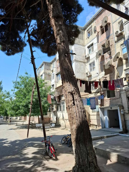 Sumqayıtda bina sakinlərindən NARAZILIQ