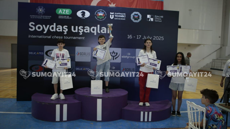 Sumqayıtlı Eldar bütün rəqiblərini MAT ETDİ!