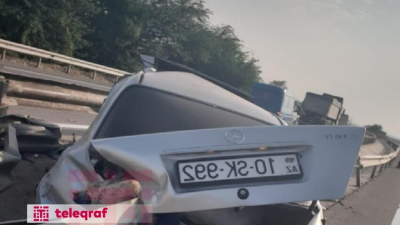 Sumqayıtlı bacı-qardaş ağır QƏZAYA DÜŞÜB