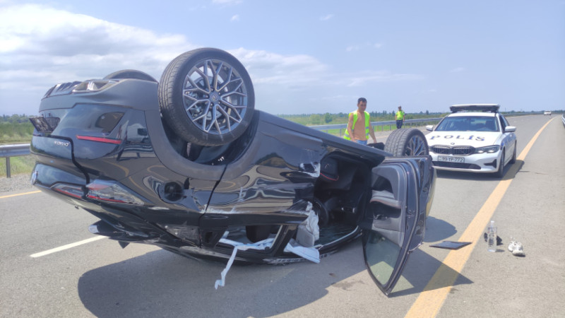 Sumqayıtlı xanım avtomobilini AŞIRIB