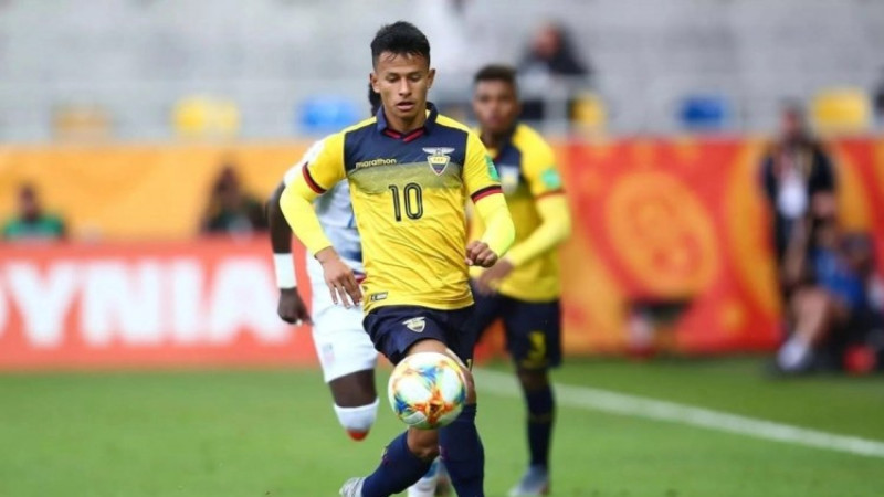 Ekvadorlu futbolçunun sevgilisi “Sumqayıt”ı BƏYƏNMƏYİB 