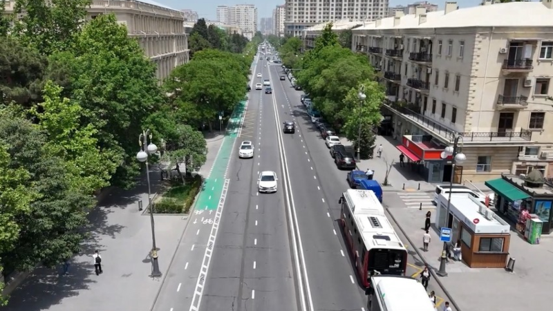 DİN-dən avtobus dayanacaqlarını zəbt edən sürücülərə XƏBƏRDARLIQ