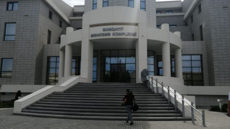 Qazini bıçaqlayan şəxs AZADLIQDA