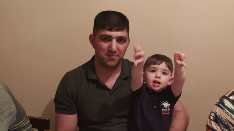 Yaralansa da, döyüş yoldaşlarını tək buraxmayan QƏHRƏMAN