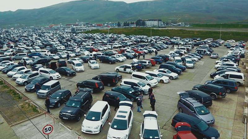 Sumqayıt bazarından aldığı maşını qaytardı - Lakin pulunu ala bilmir 