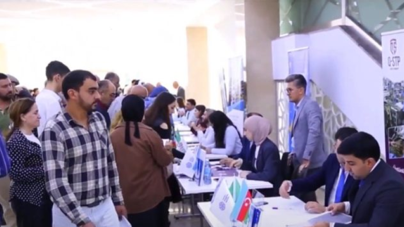 Sumqayıtda əmək yarmarkası keçirilib