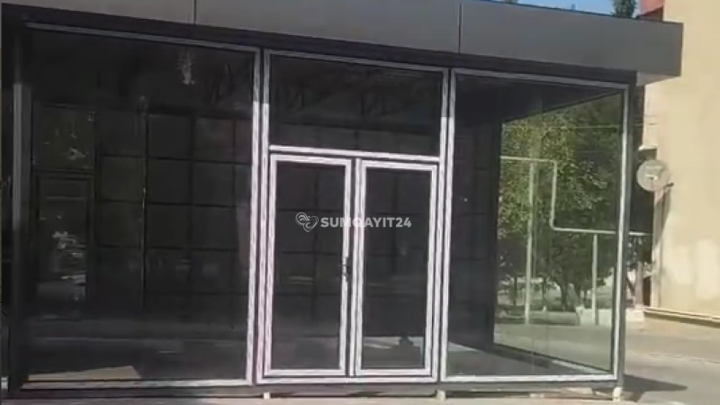 Sumqayıtda səkini belə zəbt ediblər - VİDEO