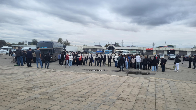 Tədris ili başlayar-başlamaz problemlər yarandı