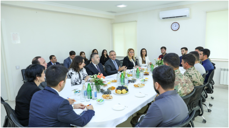 Sumqayıtda müharibə ilə əlaqədar əlilliyi olan bir qrup şəxslə görüş keçirilib