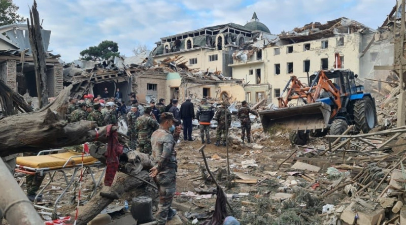 Beş il əvvəl Gəncə növbəti dəfə raket atəşinə məruz qalıb Beş il əvvəl Gəncə növbəti dəfə raket atəşinə məruz qalıb