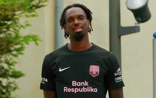 “Sabah”ın legioneri “Sumqayıt”la matçdan danışıb “Sabah”ın legioneri “Sumqayıt”la matçdan danışıb