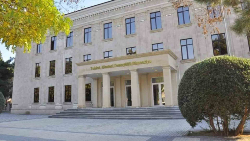 Sumqayıtda gimnaziya şagirdləri niyə sinifsiz qalıblar? - Rəsmi açıqlama Sumqayıtda gimnaziya şagirdləri niyə sinifsiz qalıblar? - Rəsmi açıqlama