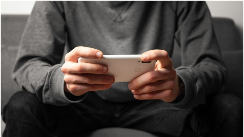 Şübhəli zənglərə və keçidlərə aldanmayın - XƏBƏRDARLIQ Şübhəli zənglərə və keçidlərə aldanmayın - XƏBƏRDARLIQ