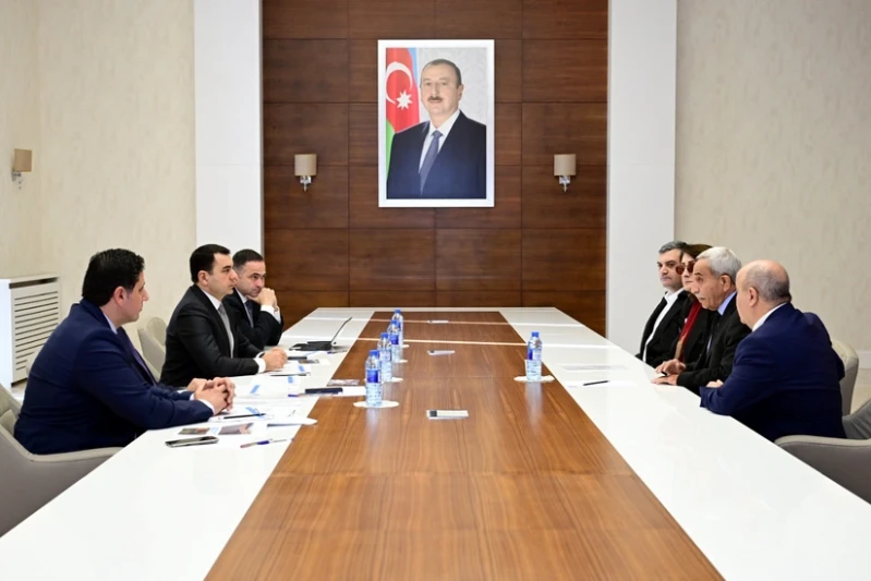 Mədəniyyət naziri sumqayıtlılarla görüşüb Mədəniyyət naziri sumqayıtlılarla görüşüb