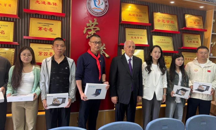 Zakir Fərəcov Çinə səfər edib Zakir Fərəcov Çinə səfər edib