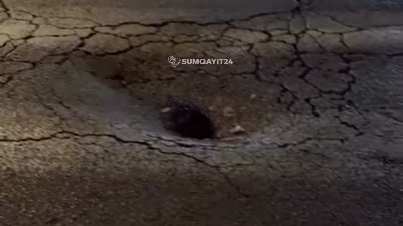 Sumqayıtın mərkəzi yolu ÇÖKƏ BİLƏR Sumqayıtın mərkəzi yolu ÇÖKƏ BİLƏR