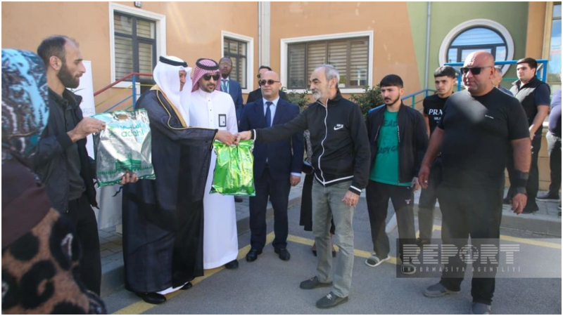 Sumqayıtda ailələrə Səudiyyə Ərəbistanından gələn qurban ətləri paylanacaq Sumqayıtda ailələrə Səudiyyə Ərəbistanından gələn qurban ətləri paylanacaq