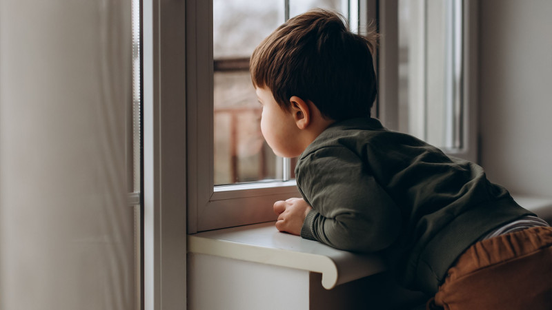 Sumqayıtda FHN-in əməkdaşları uşaqları xilas ediblər