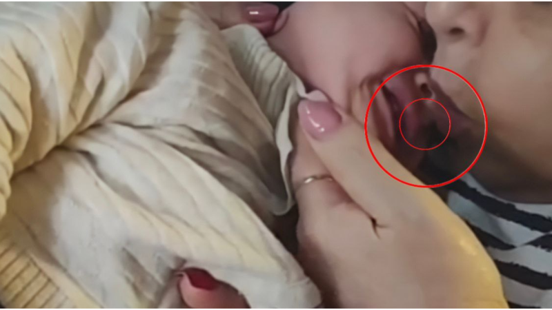 Sumqayıtda çöpçü qadın çöp çıxardı - Uşaq xəstəxanalıq oldu