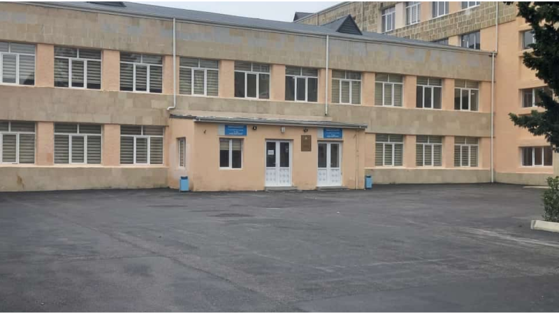 Sumqayıtda şagirdlər arasında İNSİDENT