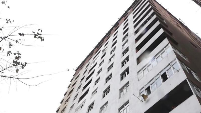 Sumqayıtda MTK müəmması: Sakinlər niyə evlərinə köçə bilmirlər?