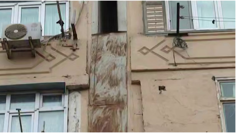 Sumqayıtın yaşayış binasında REAL TƏHLÜKƏ