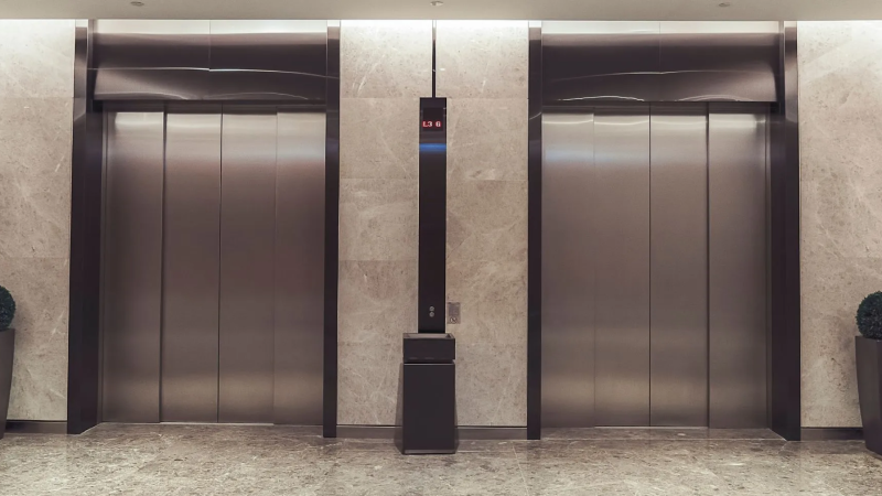 Sumqayıtlıların yeni lift HƏYƏCANI - VİDEO