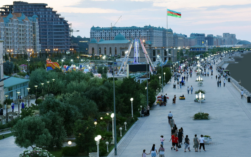 Sumqayıt bulvarı - Bir sahil, min xatirə