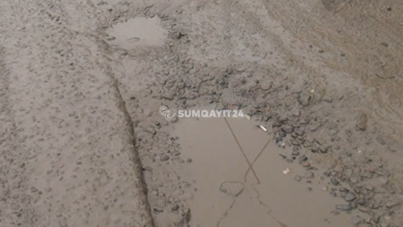 Corat yollarının qışı bir DƏRD, yayı ayrı DƏRD