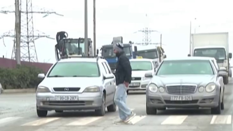 Novxanı yolunda QƏZA riski yaradan TƏHLÜKƏ