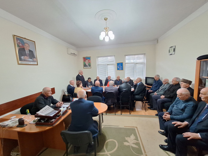 Sumqayıt ağsaqqalları hesabat veriblər