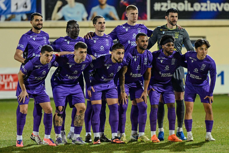 Sumqayıtın rəhbəri futbolçuları söyüb və cərimələyib?