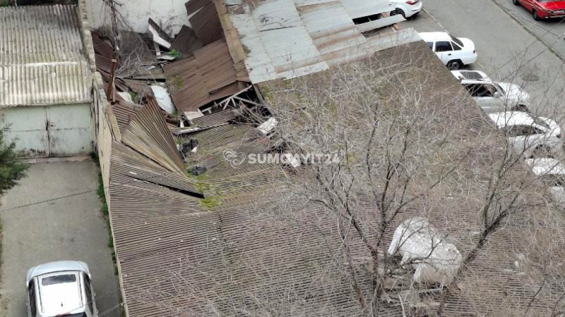 Sumqayıtda xeyir-şər evi xarabalığa çevrilib