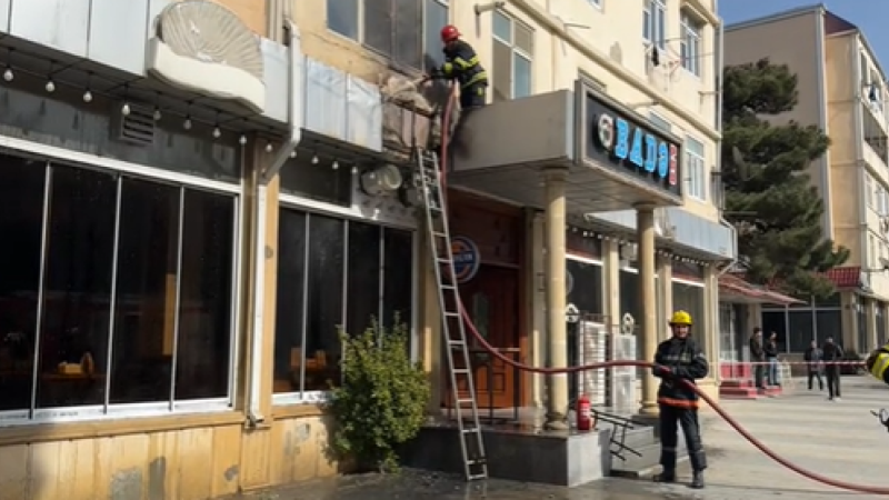 Sumqayıtda pivəxana yanıb