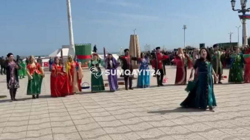 Şəhərimizdə bayram tədbiri başlayıb