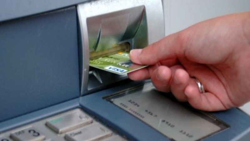 Kömək istədi, pensiya kartından oldu: Sumqayıtda inanılmaz fırıldaq