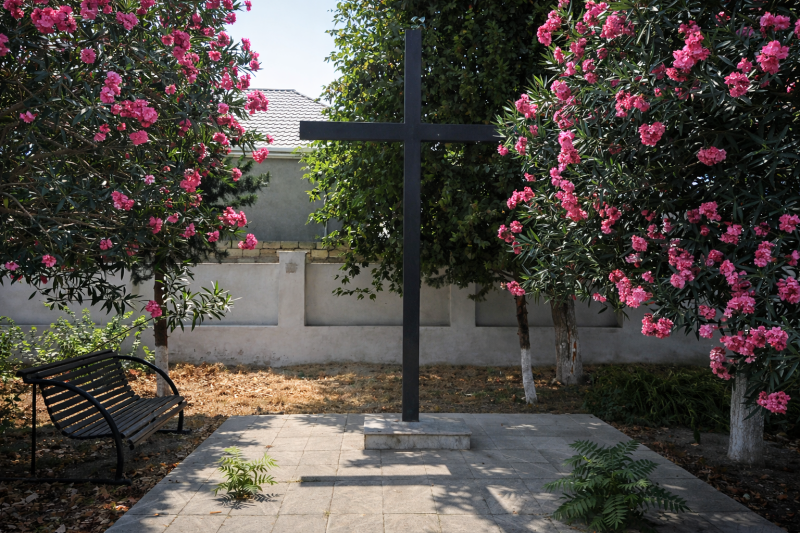 Sumqayıtdakı alman qəbiristanlığında monitorinq