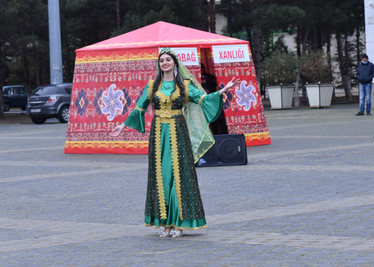 Novruz - Atəşpərəstlik, yoxsa əkinçilik bayramı?