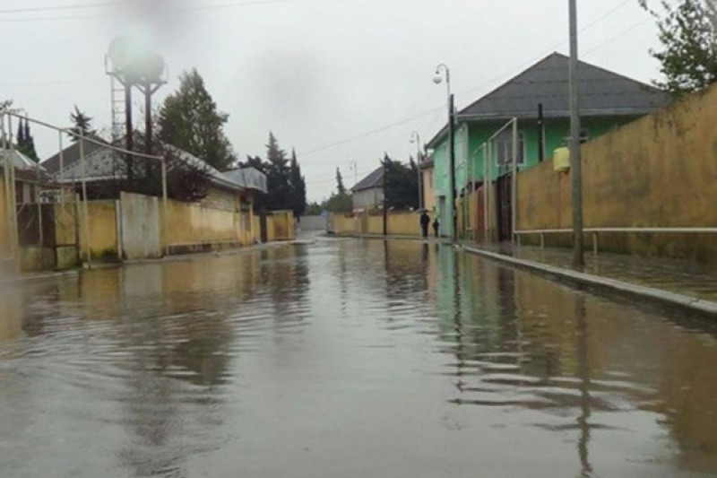 Yağışla əlaqədar sığortalı əmlaklara milyonlarla manat ziyan dəyib