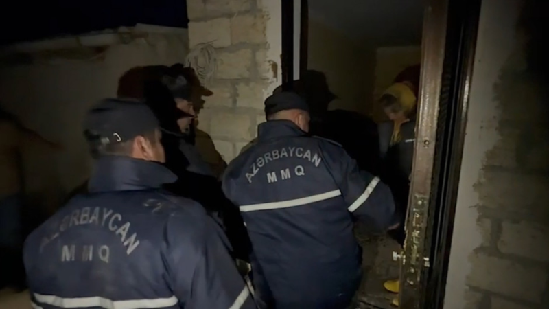 Sumqayıtda yağışın fəsadları ilə mübarizə davam edir