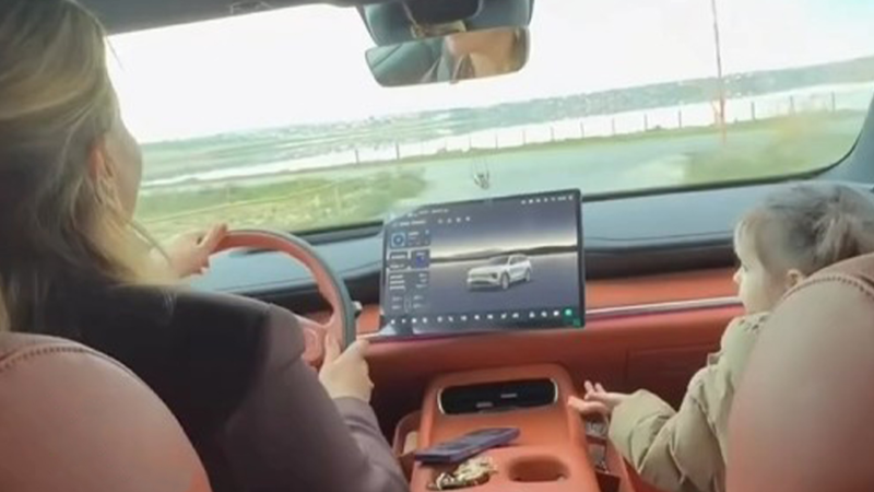 Sumqayıtda bağça müdiri azyaşlının həyatını təhlükəyə atdı